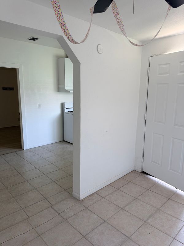 Photo - 15722 Larch Ave Unit 3