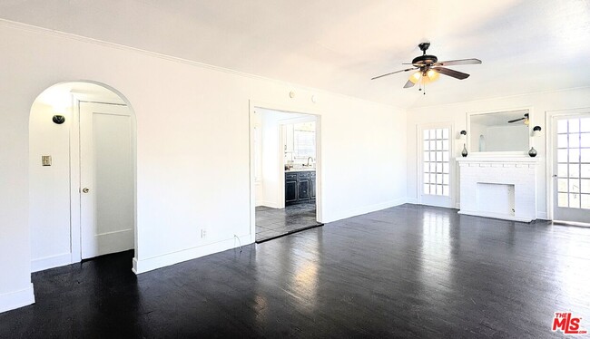 Photo - 1857 7th St House