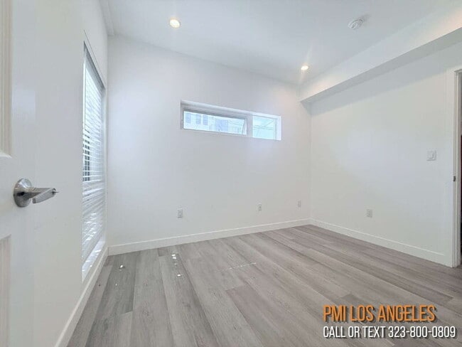 Photo - 1258 Leighton Ave Unit B