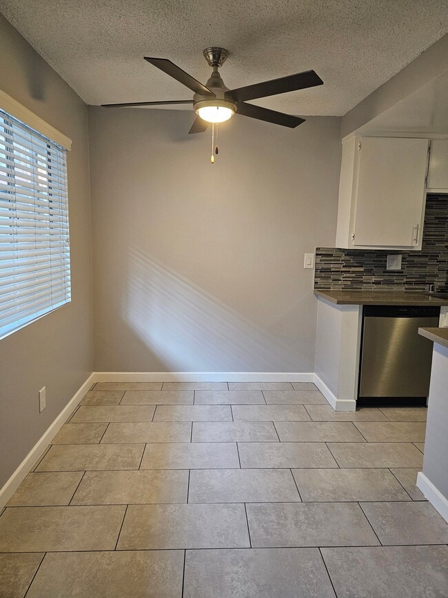 Photo - 20810 Amie Ave