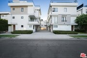 Photo - 735 N Gramercy Pl