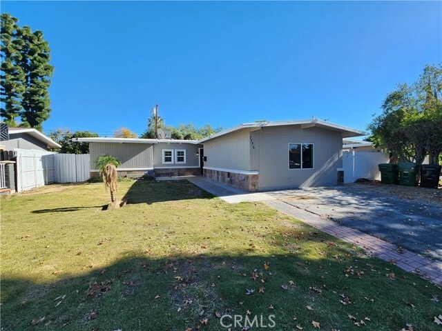 Photo - 7756 Zelzah Ave House