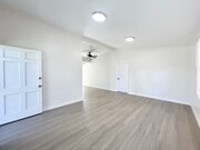 Photo - Beautiful Remodeled 4 Bedroom 2 Bathroom H... House