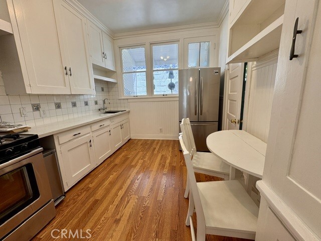 Photo - 1325 E Altadena Dr