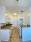 UNIT #9 KITCHEN - 1049 N Mariposa Ave Apartments