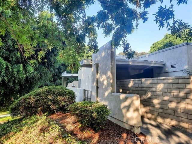 Photo - 2233 Via Puerta Unit N