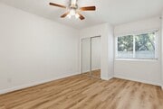 Photo - 537 E Hyde Park Blvd Unit 105