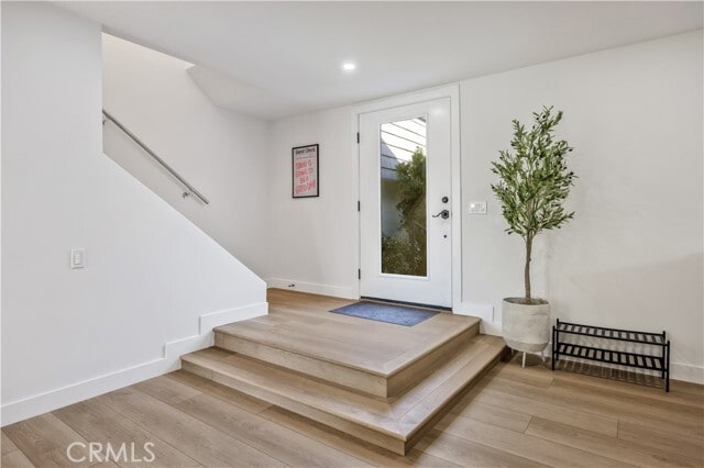 Photo - 25266 Pacifica Ave