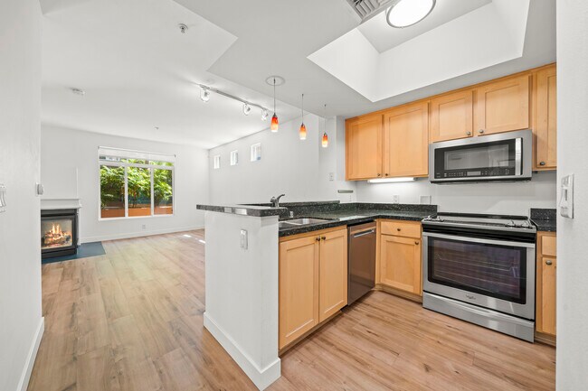 Photo - 2400 5Th Ave Unit 103