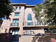 Photo - 552 N Hobart Blvd Apartment Unit 316
