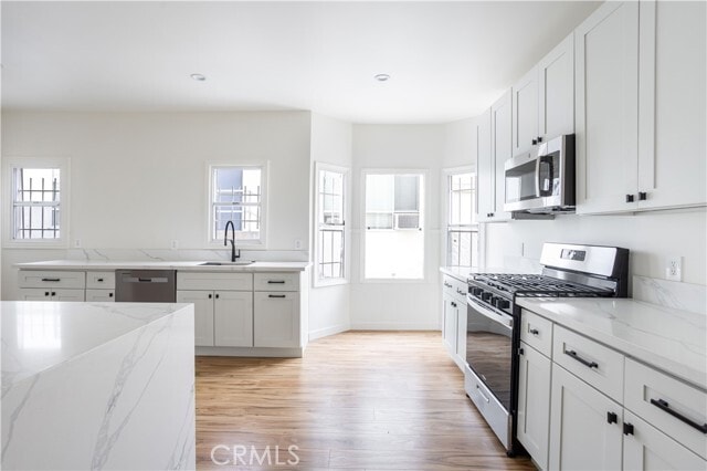 Photo - 740 S Stanley Ave