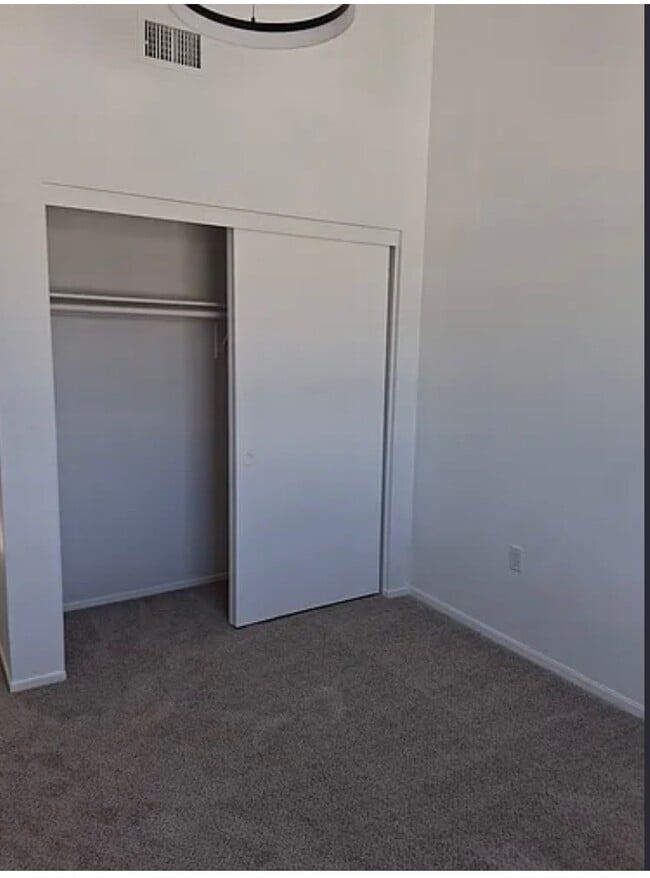 Photo - 366 E 15th St