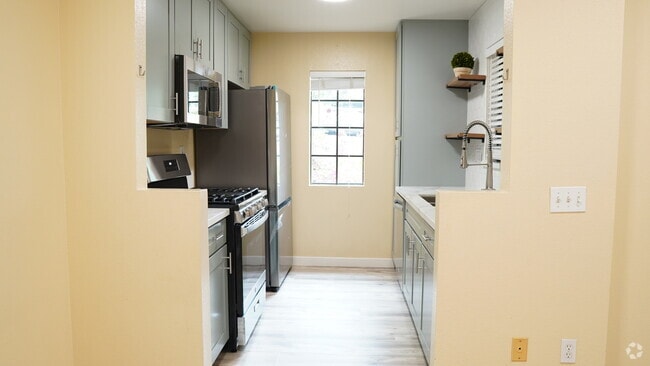 Building Photo - 10343 Azuaga Street Unit 66 Rental