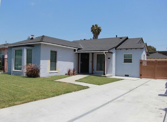 Photo - 2334 S Garth Ave House