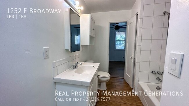 Photo - 1252 E Broadway-