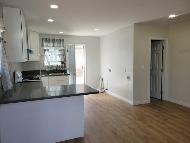 Photo - 11630 207th St