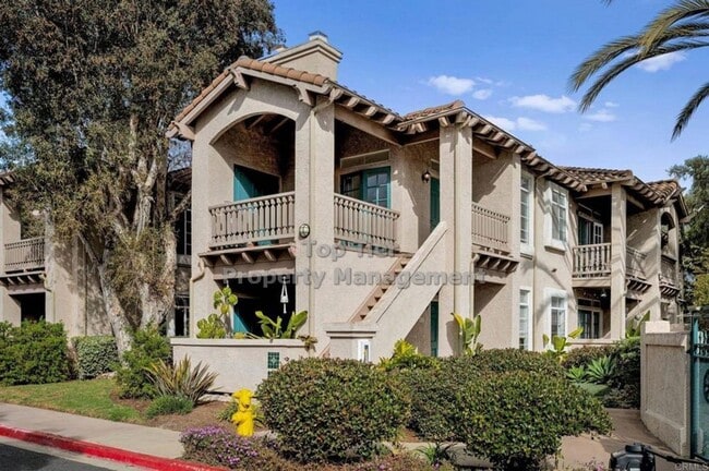 Semi-Furnished Beautifully Updated 2-Bedro... - Semi-Furnished Beautifully Updated 2-Bedro... Condo