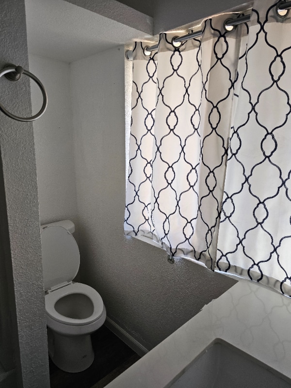 Photo - 8714 La Vine St