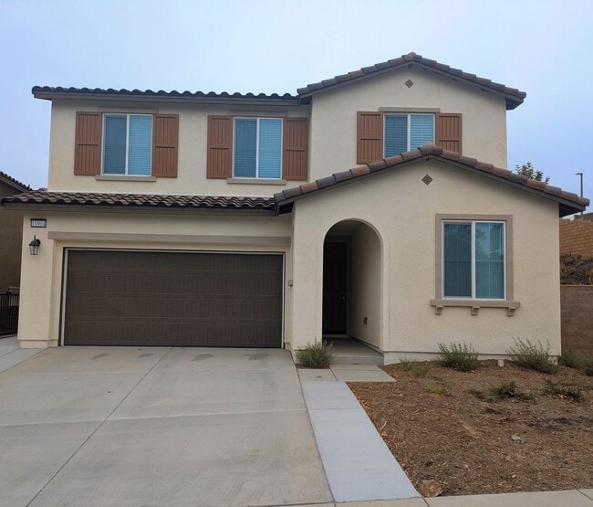 Brand New Home in a Resort-Style Gated Com... - Brand New Home in a Resort-Style Gated Com...