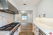 Photo - 2537 Cotner Ave