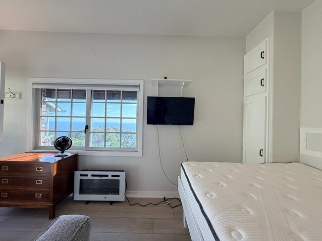 Photo - 30 N Stonington Rd Unit 30 1/2