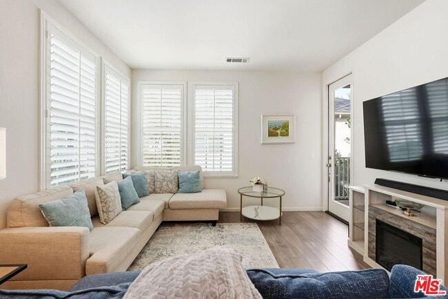 Photo - 27022 Victoria Ln Unit 87