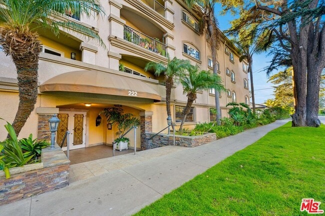 Photo - 222 7th St Unit 301