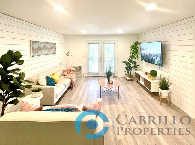 Photo - Move-in Special: $500 Off the First Month!... Unit 208