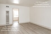 Photo - 1762 Robinson Ave