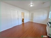 Photo - 115 N Westlake Ave Unit 1