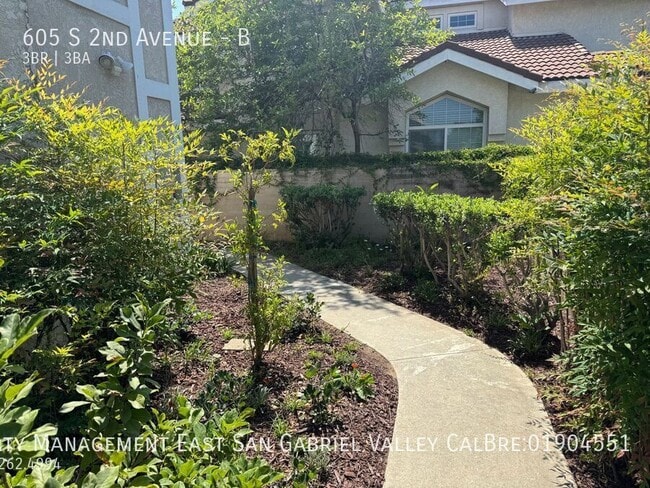 Photo - 605 S 2nd Ave Unit B