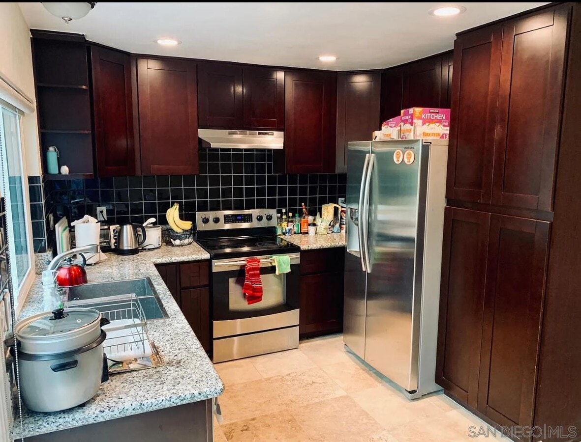 Photo - 10918-10918 Black Mountain Rd Townhome