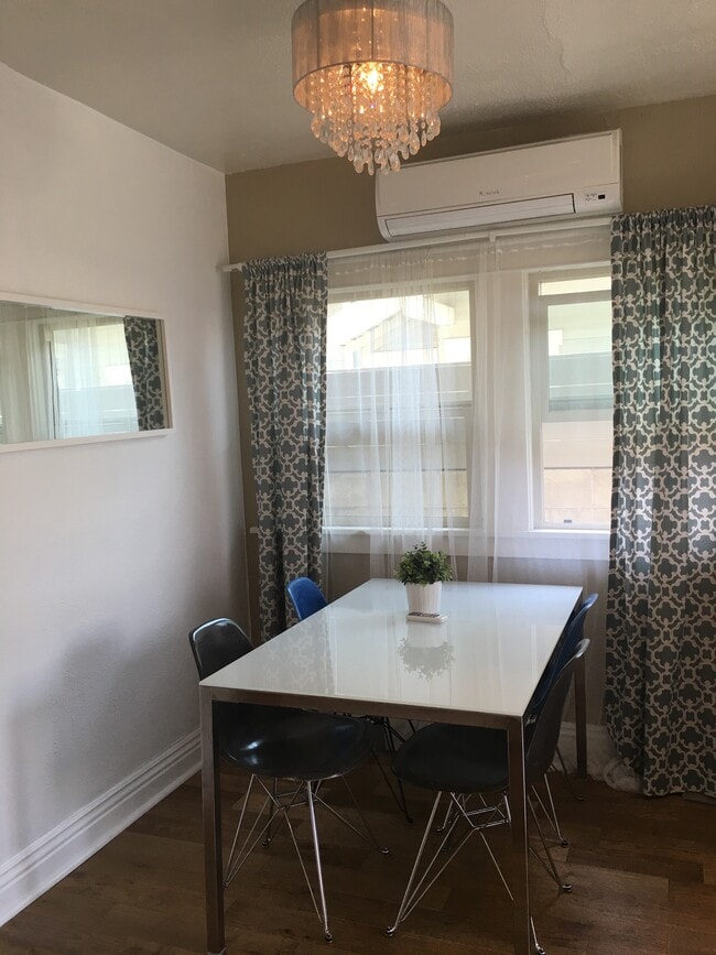 Photo - 6726 Leland Way