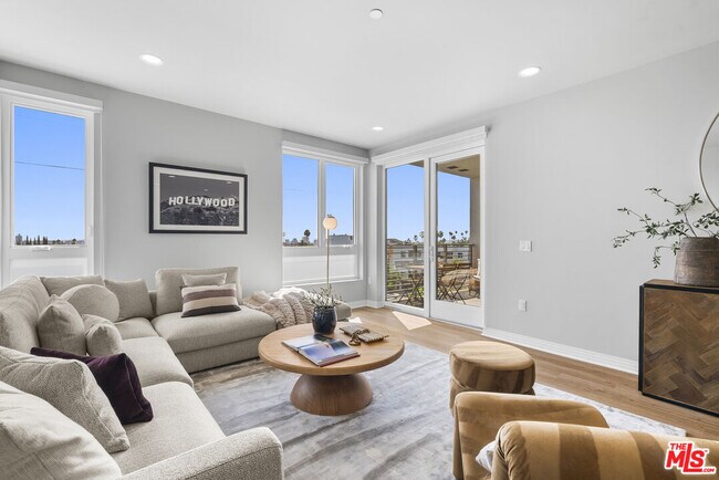 Photo - 7428 Santa Monica Blvd Unit 406
