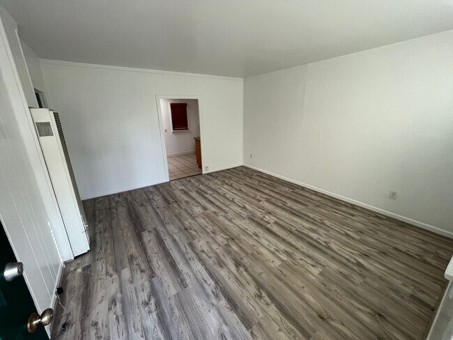 Photo - 4443 Bancroft-A Unit A