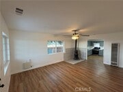 Photo - 1362 Garnet St