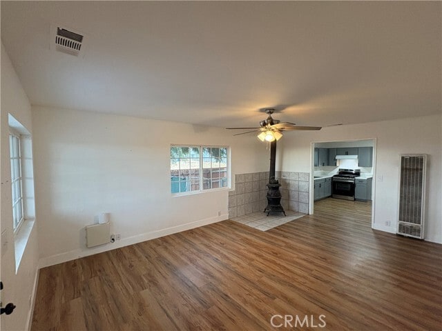 Photo - 1362 Garnet St