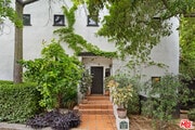 Photo - 2065 Watsonia Terrace House
