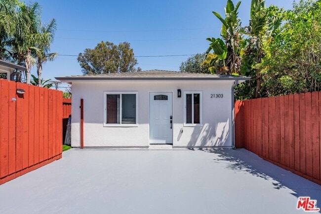 Building Photo - 21303 Celes St Rental