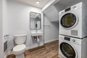 1BR, 1BA - 625SF - Bathroom - Lux Lofts