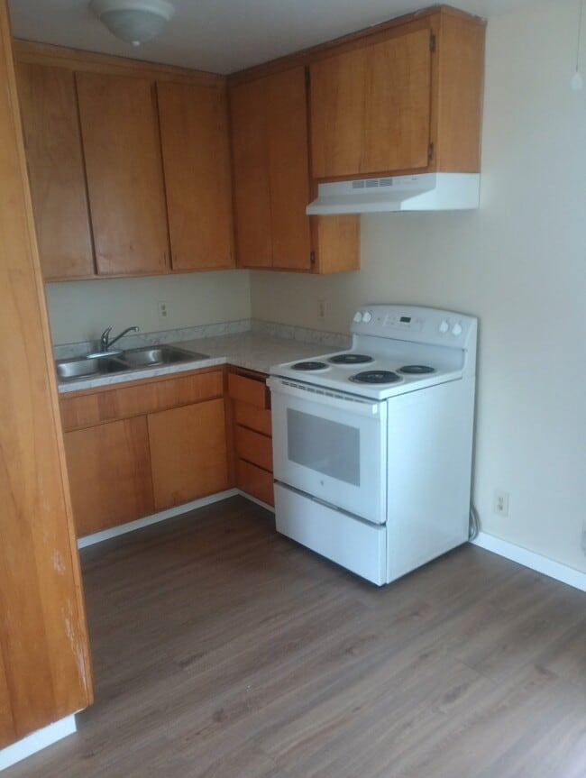 Photo - 9435 California Ave Unit 43