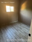 Photo - 943 W C St
