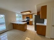 Photo - Spacious 4 bed/3 Bath in Oceanside!