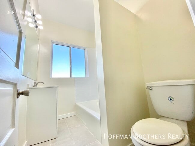 Photo - 1327 Magnolia Ave Unit 207