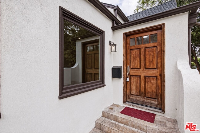 Photo - 525 N Crescent Heights Blvd
