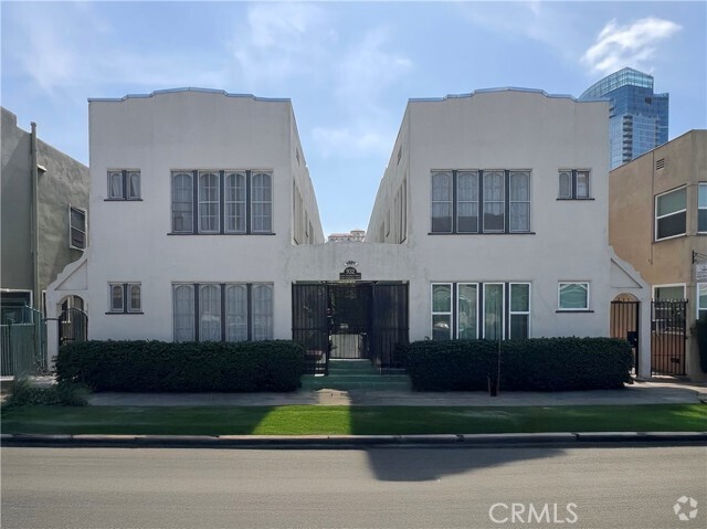 Building Photo - 932 2nd St Rental
