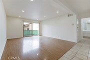 Photo - 5460 White Oak Ave