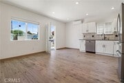 Photo - 15120 Lanark St House