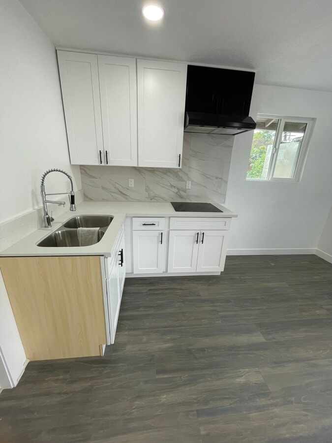 Photo - 16708 Lawnwood St