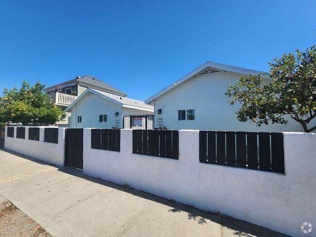 Building Photo - 2421 L St Rental
